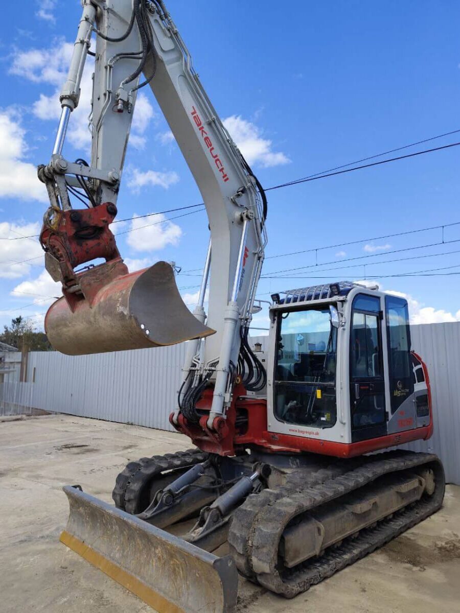 Takeuchi-TB2150-1810MTH